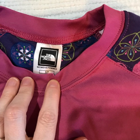 North face long sleeve top - Picture 2 of 4